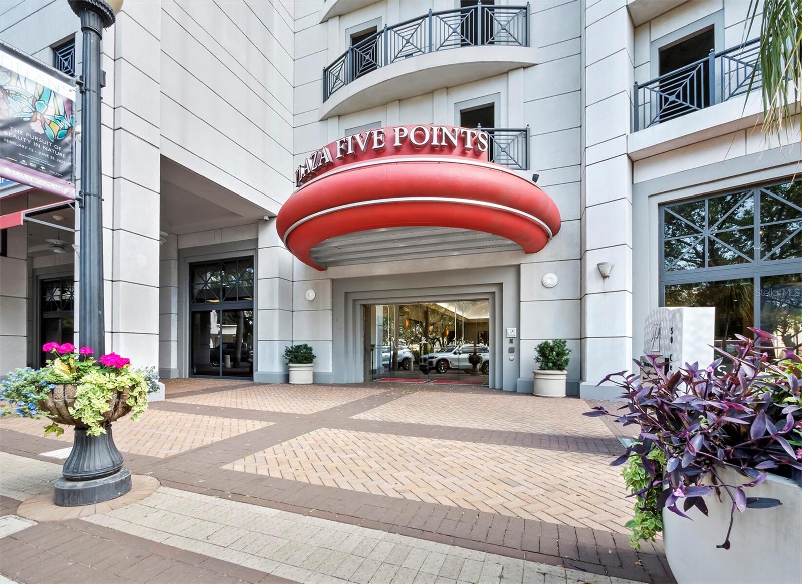 PLAZA AT 05 POINTS RESIDENCES - Residential