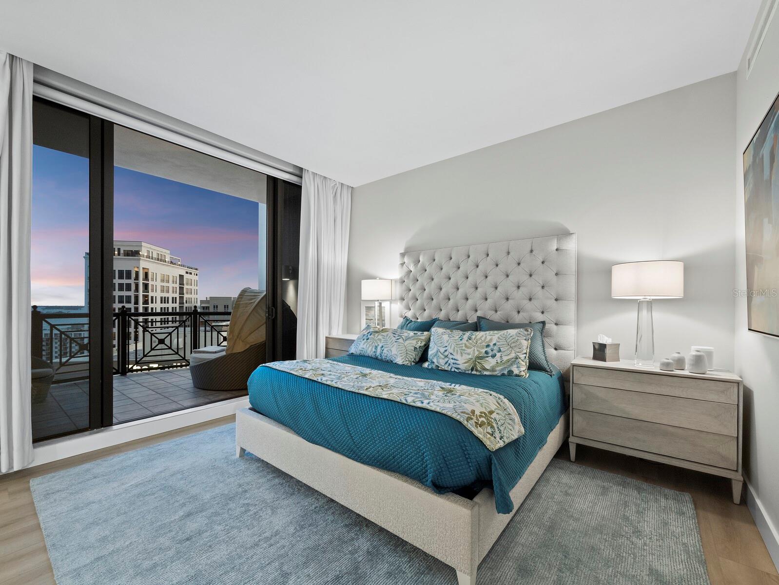 PLAZA AT 05 POINTS RESIDENCES - Residential