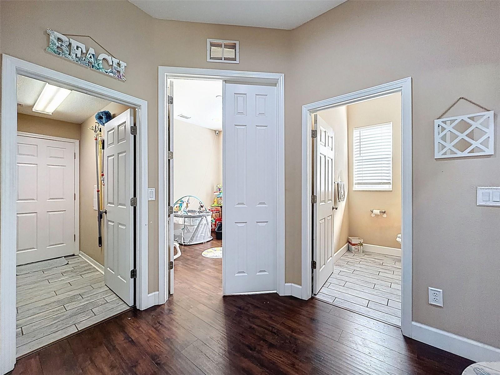 WATERS EDGE 01 - Residential