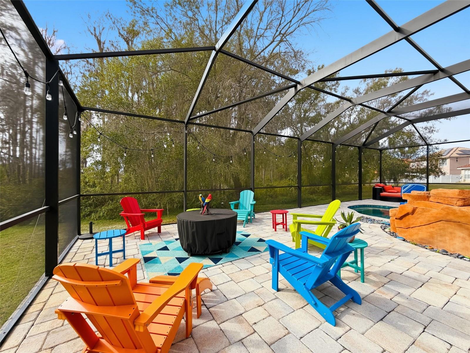 WATERS EDGE 01 - Residential