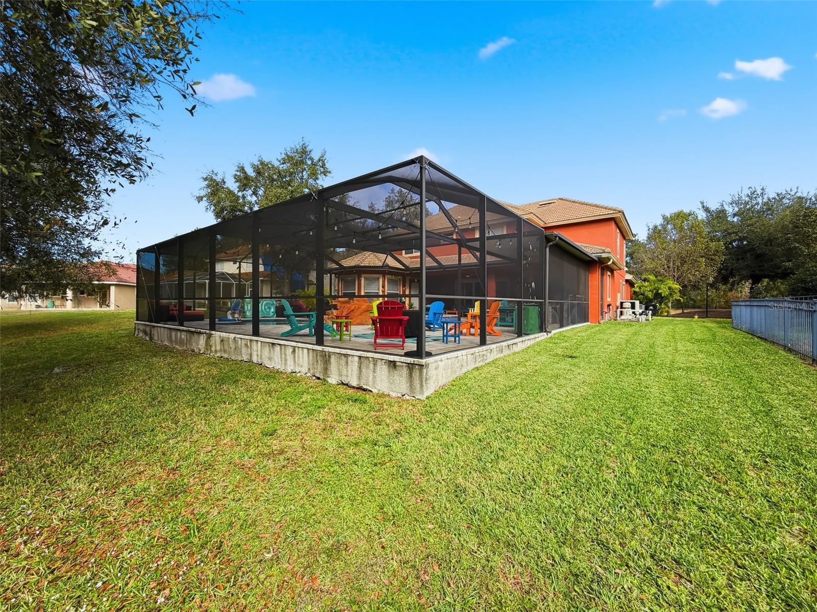 WATERS EDGE 01 - Residential