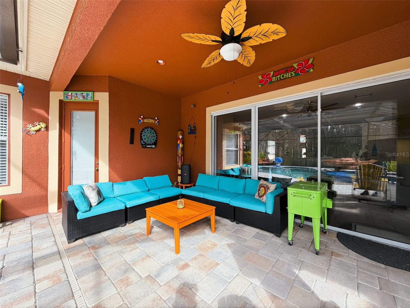 WATERS EDGE 01 - Residential