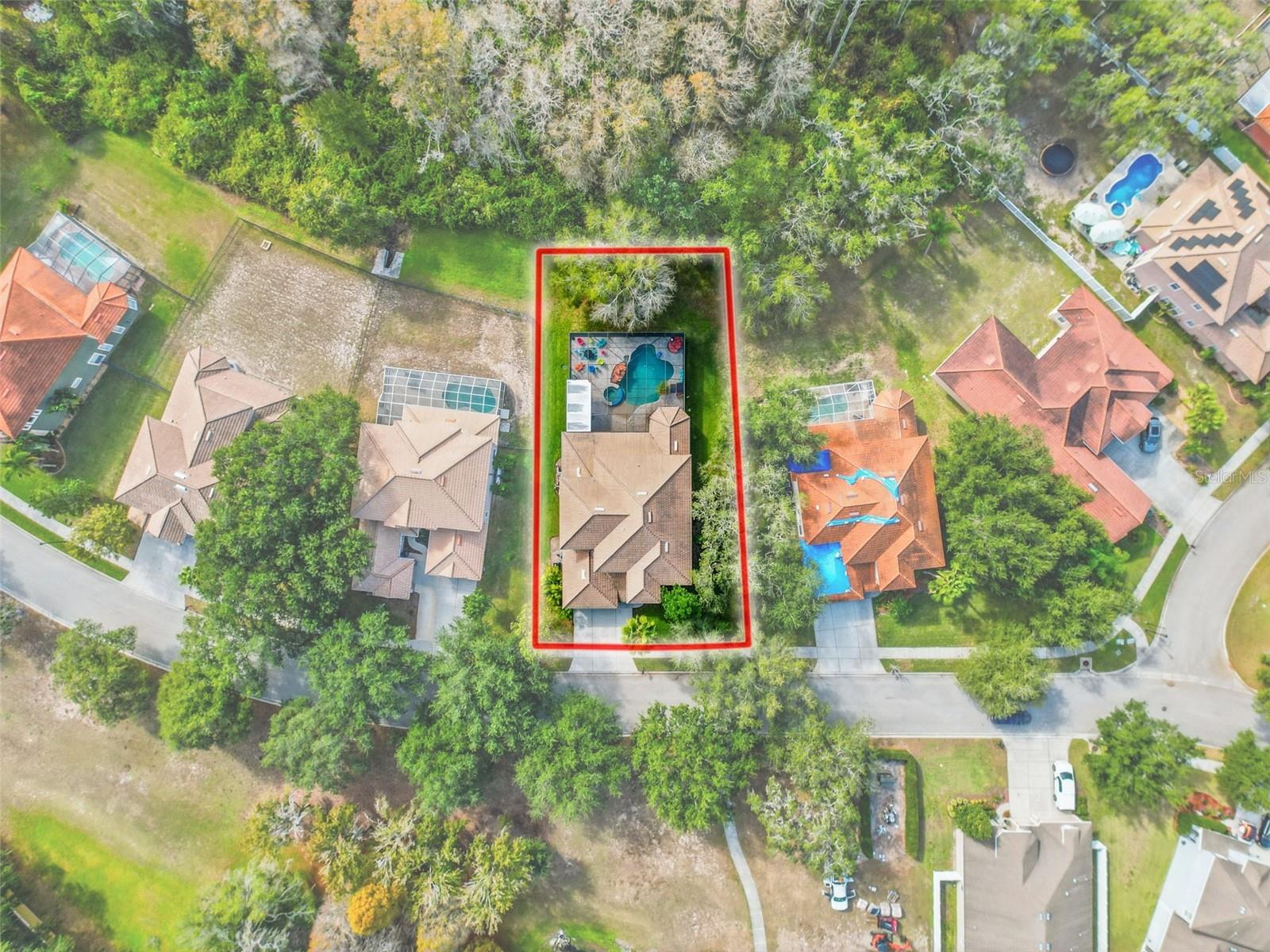 WATERS EDGE 01 - Residential