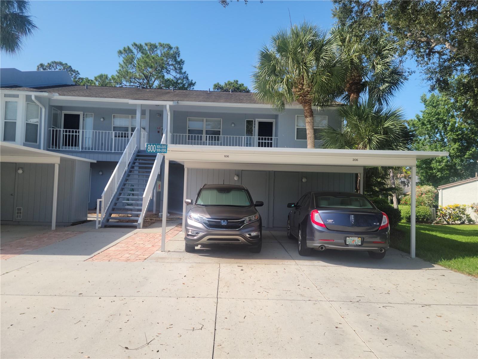 AVAILABLE NOW THROUGH DECEMBER 31, 2025. NOT AVAILABLE FOR WINTER 2026 SEASON. MINIMUM 3 MONTH RENTAL .
Very nice 2 bedroom plus den 2nd floor unit. Large lanai across the rear of the unit. Completely furnished.