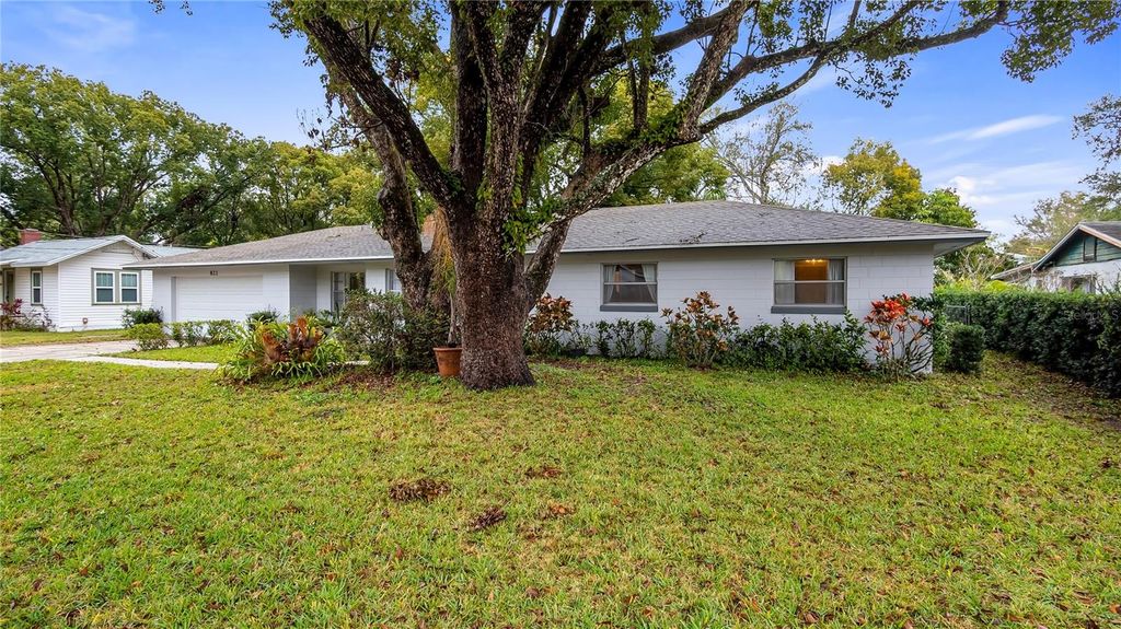 Photo of 821 Pennsylvania Avenue, Altamonte Springs, FL 32701 (MLS # O6365084)