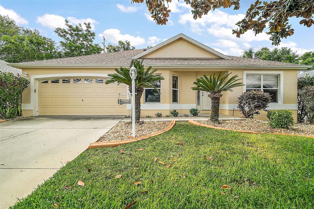Photo of 17238 SE 94th Coults Circle, The Villages, FL 32162 (MLS # G5095911)