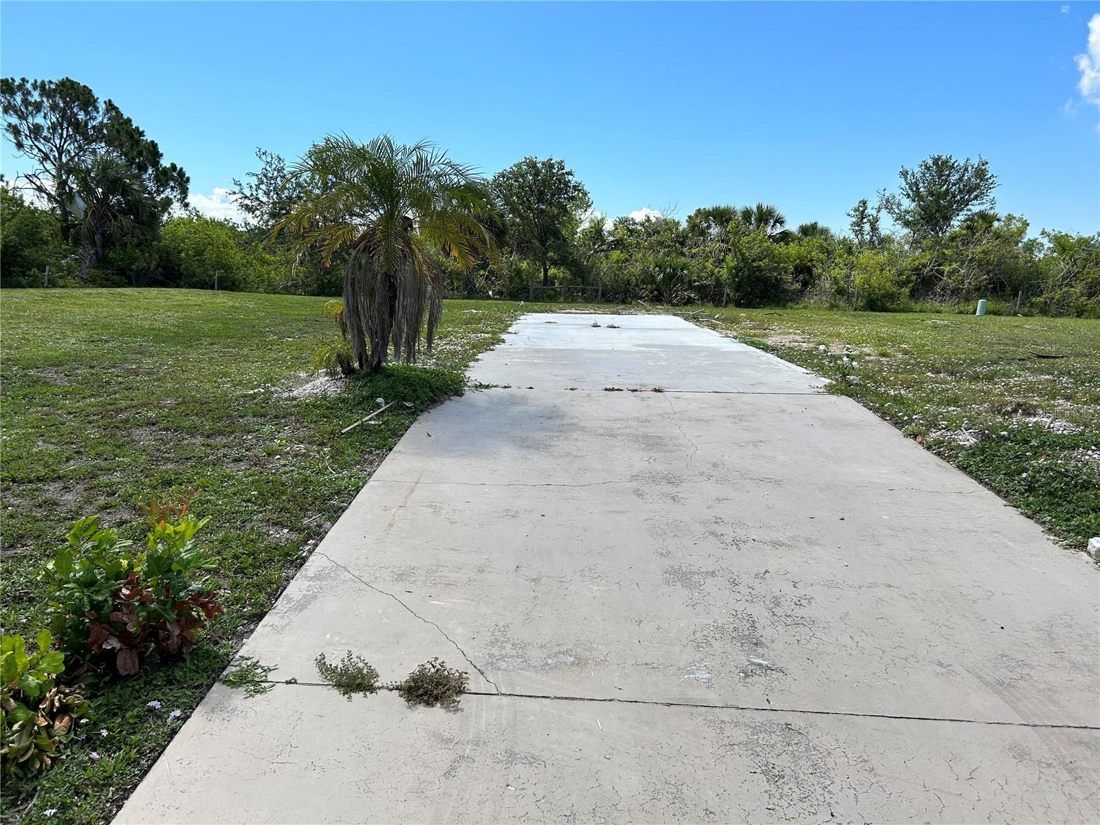 VILLAGE HOLIDAY LAKE - Land