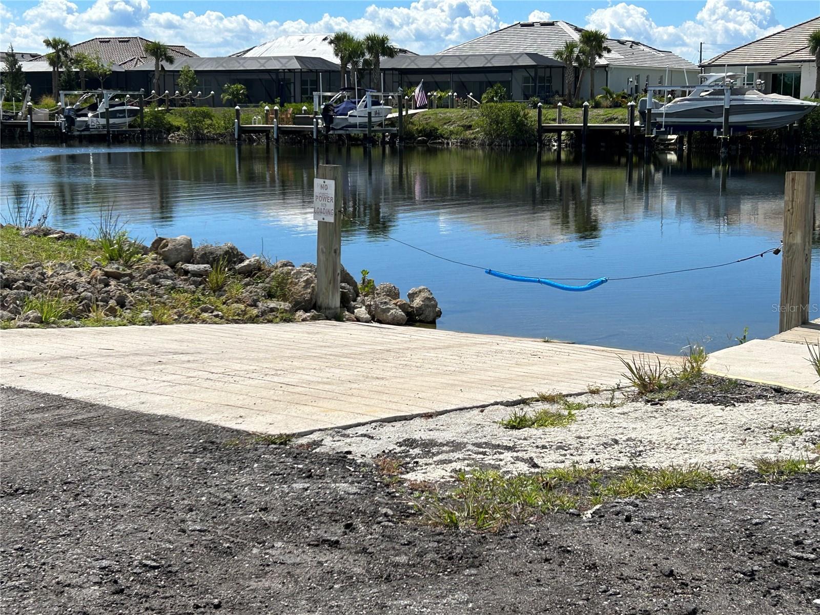 VILLAGE HOLIDAY LAKE - Land