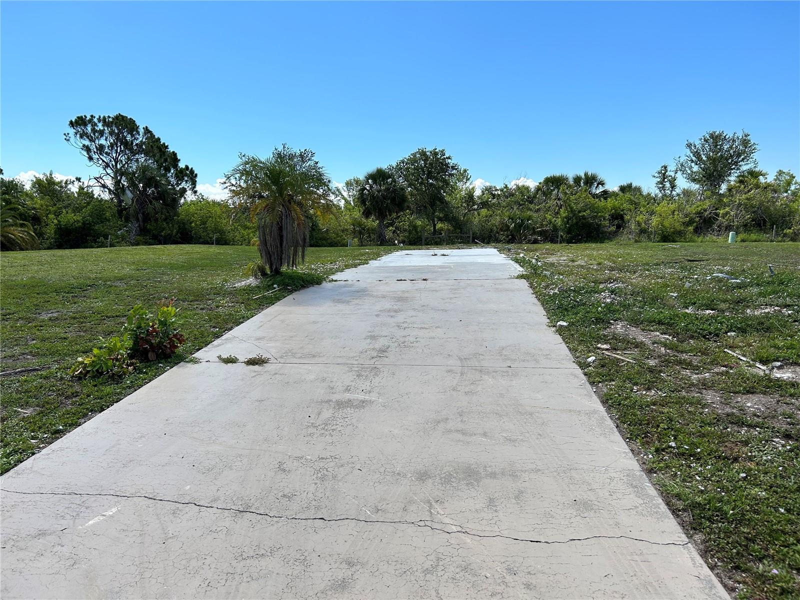 VILLAGE HOLIDAY LAKE - Land