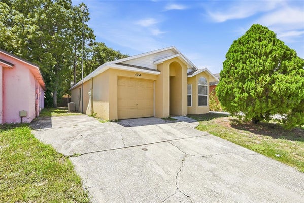 4758 MUIR VILLAGE, ORLANDO, FL 32808 - Image 0fb40a14ff52159fea4425da028e4573/2320021228