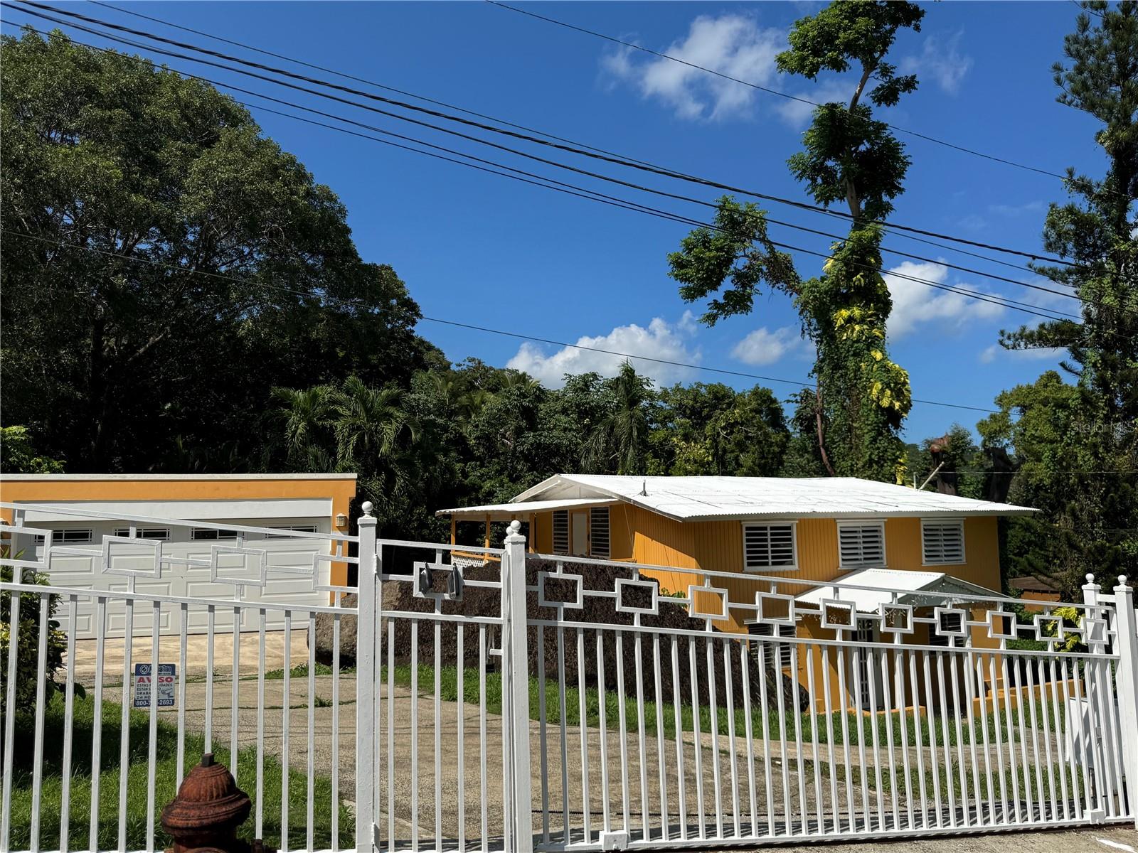 COLINAS DEL YUNQUE - Residential