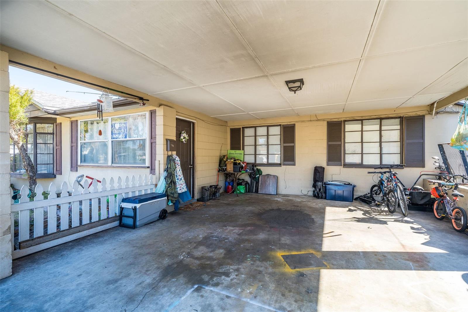 708 N SAINT CLAIR ABRAMS AVENUE