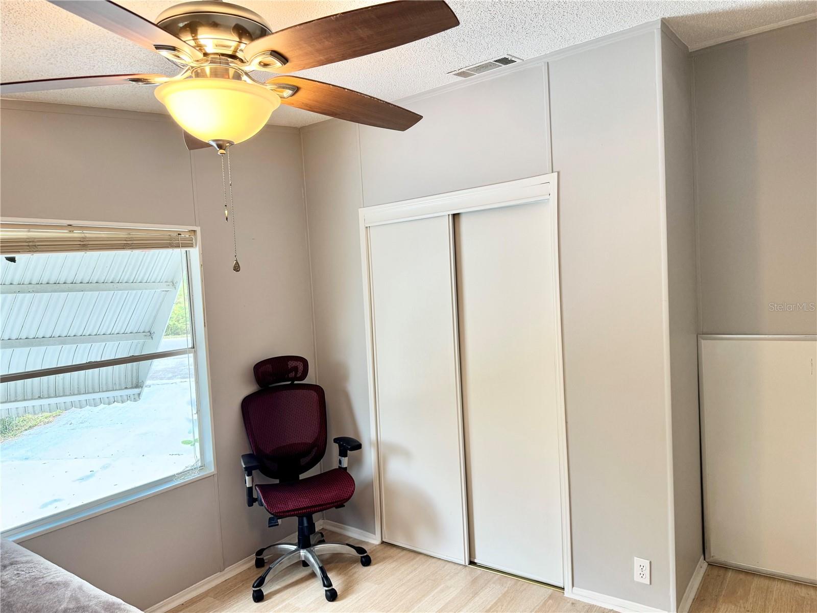 TROYNELLE BY LAKE APOPKA - Residential