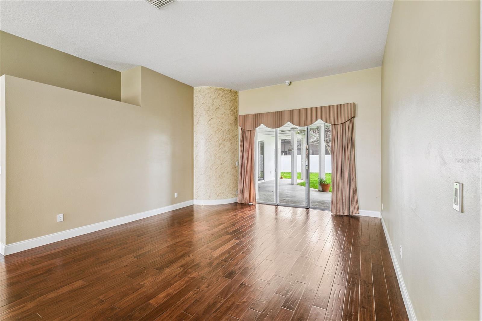 TRACT 105 PH III AT CARILLON - Residential