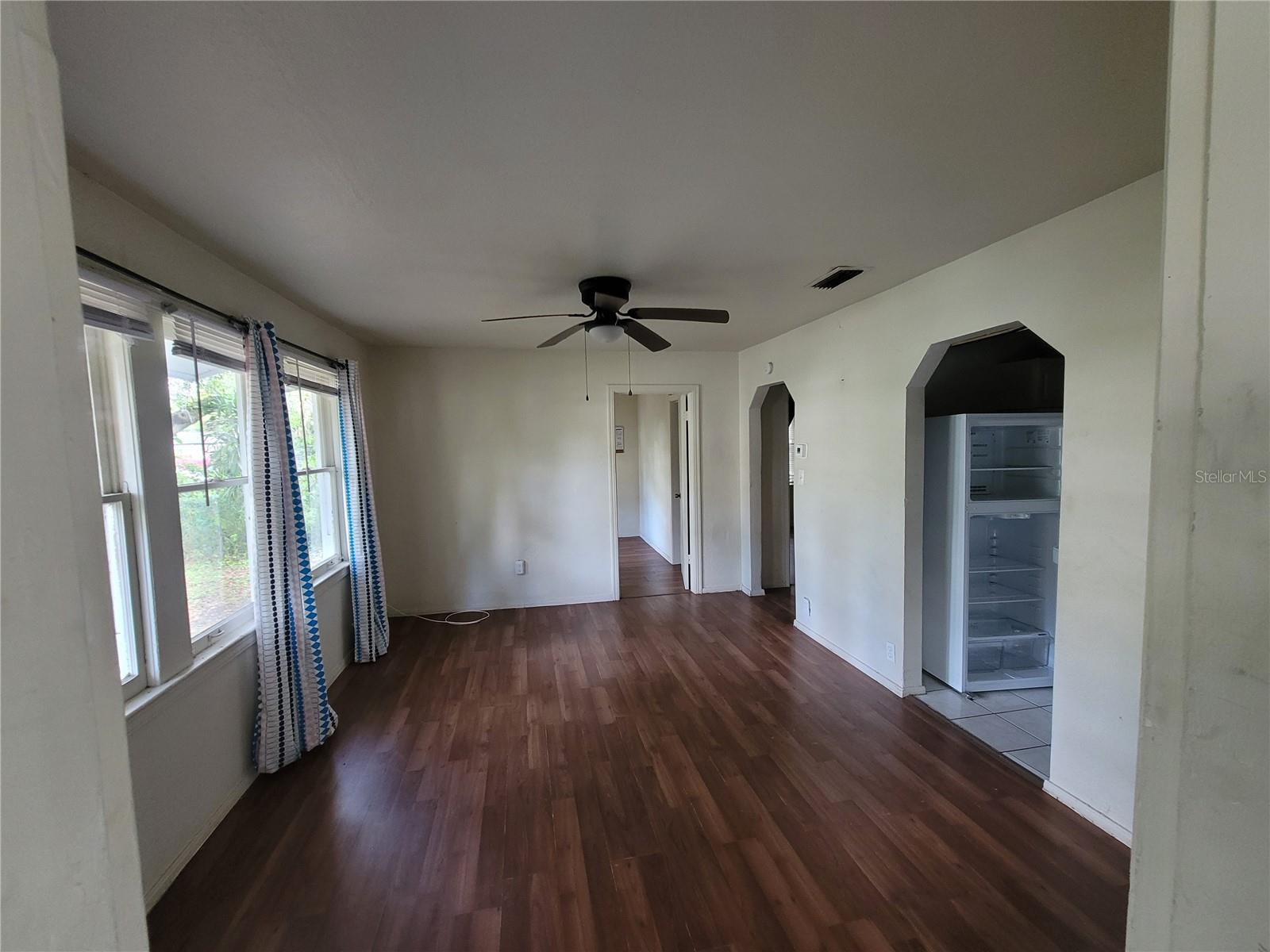 CASA LOMA SUB - Residential Lease