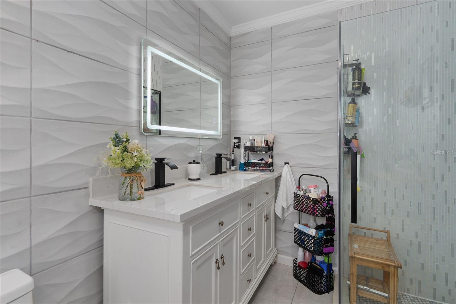 SPRING HILL - Residential