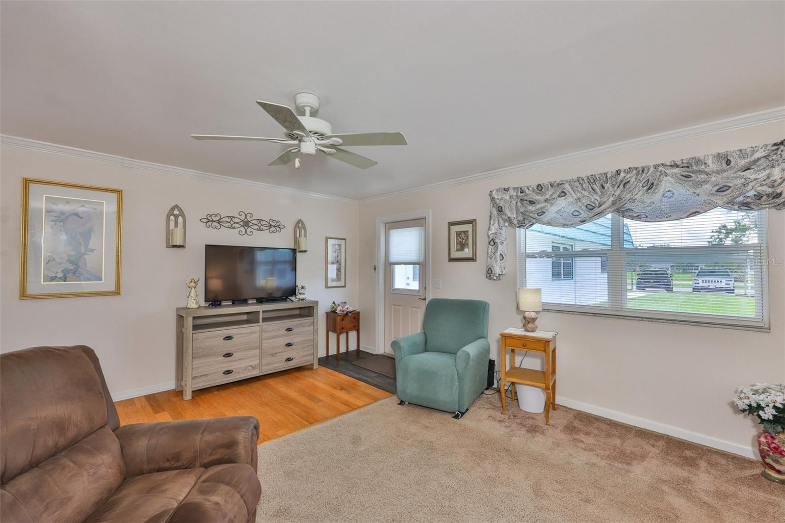 205 KINGS BOULEVARD 55