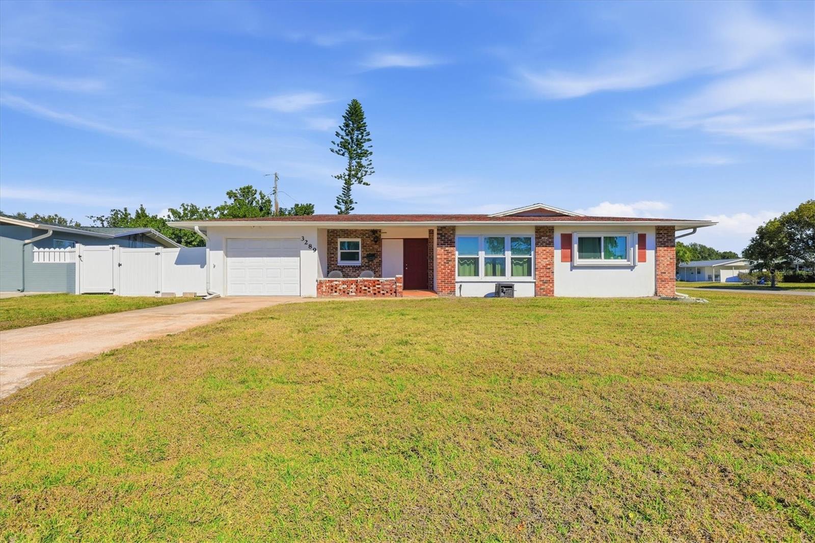 KENSINGTON PARK - Residential