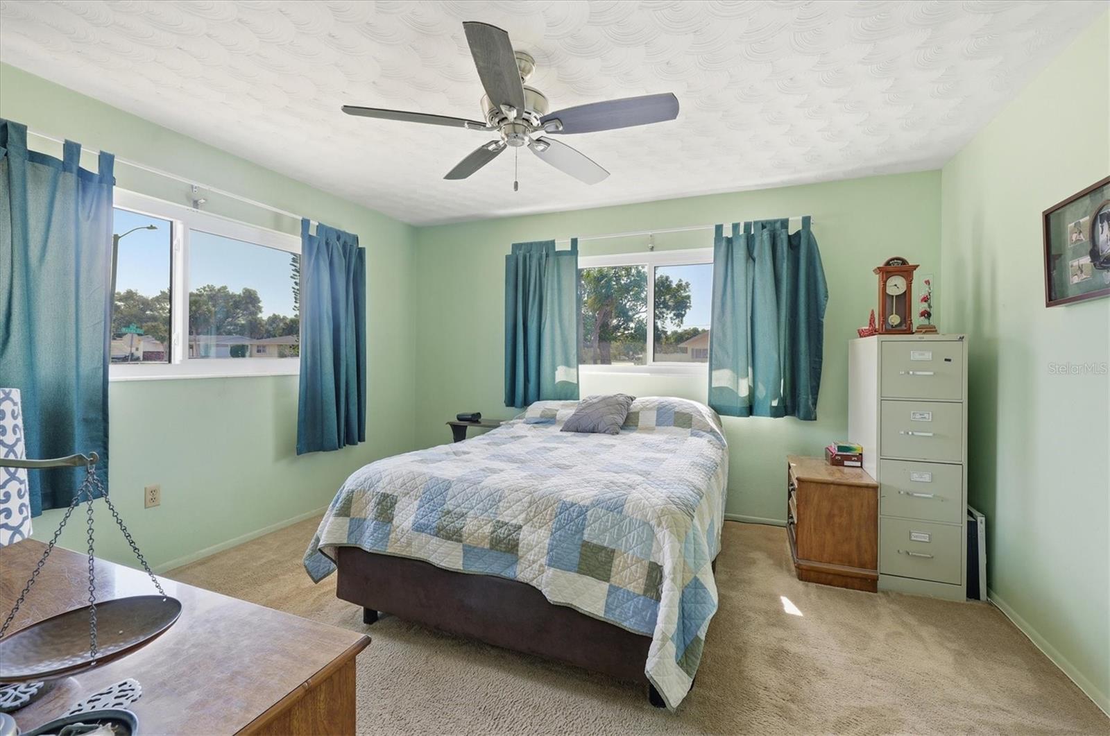 KENSINGTON PARK - Residential