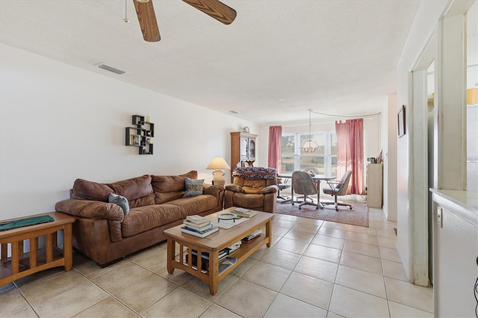 KENSINGTON PARK - Residential