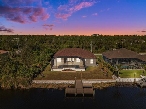 A home in PORT CHARLOTTE