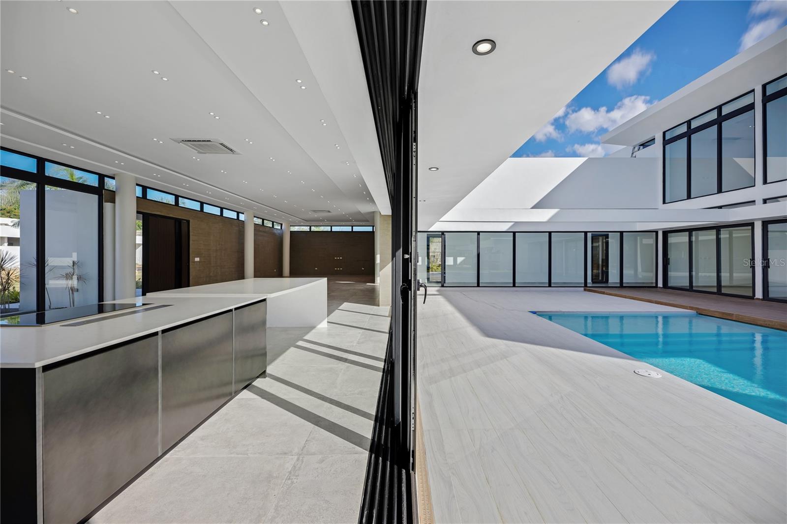 DORADO COUNTRY ESTATES - Residential