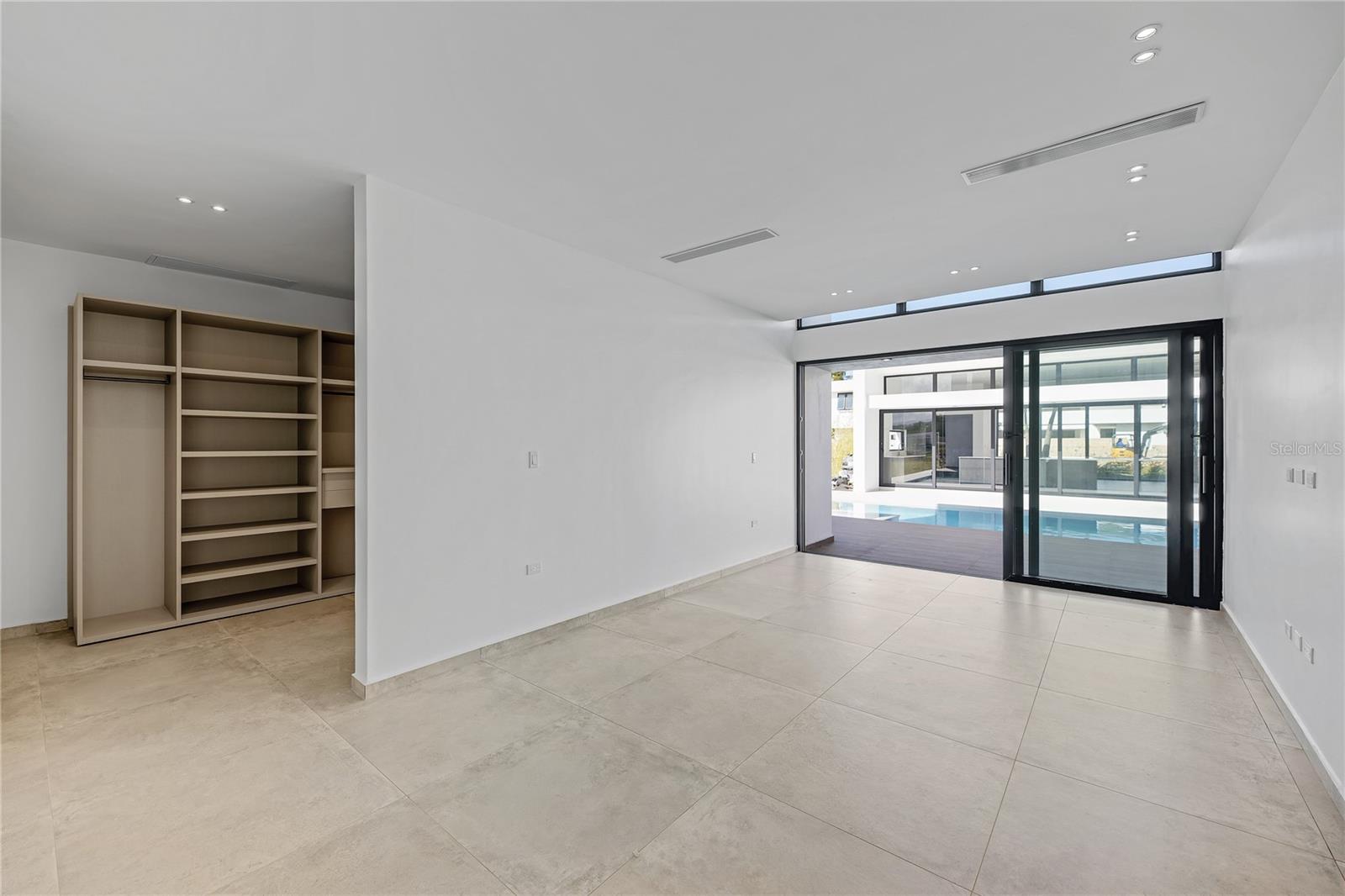 DORADO COUNTRY ESTATES - Residential