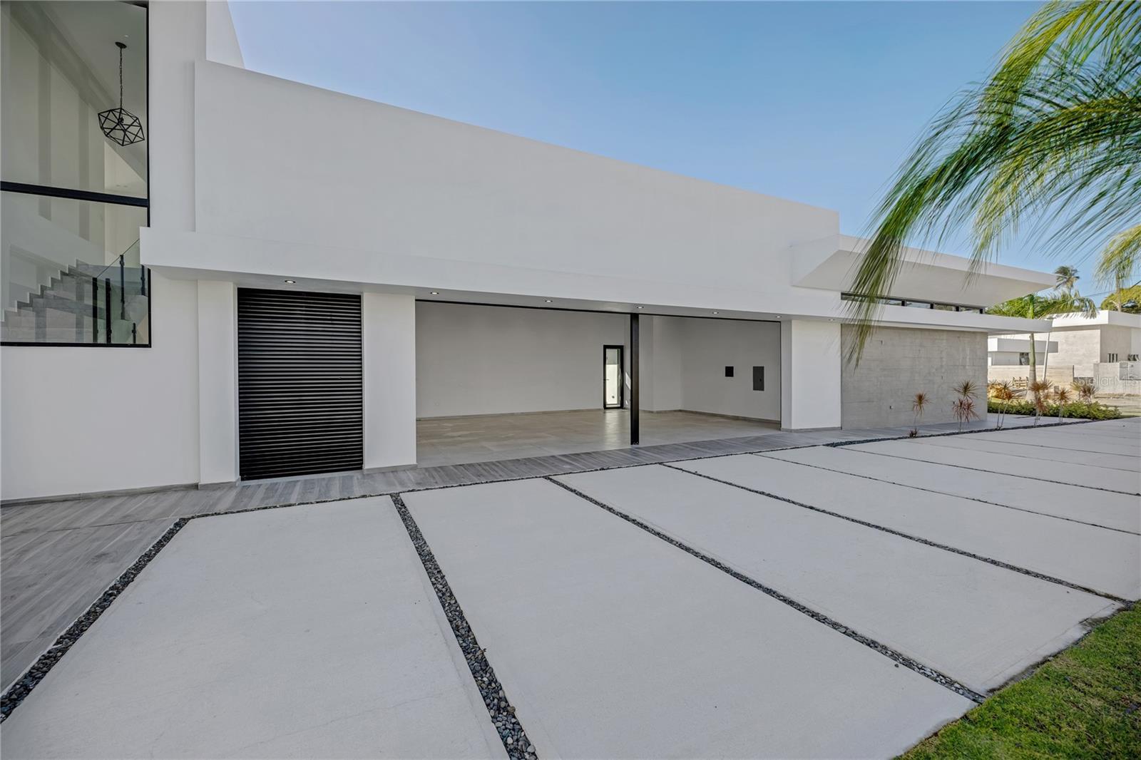 DORADO COUNTRY ESTATES - Residential