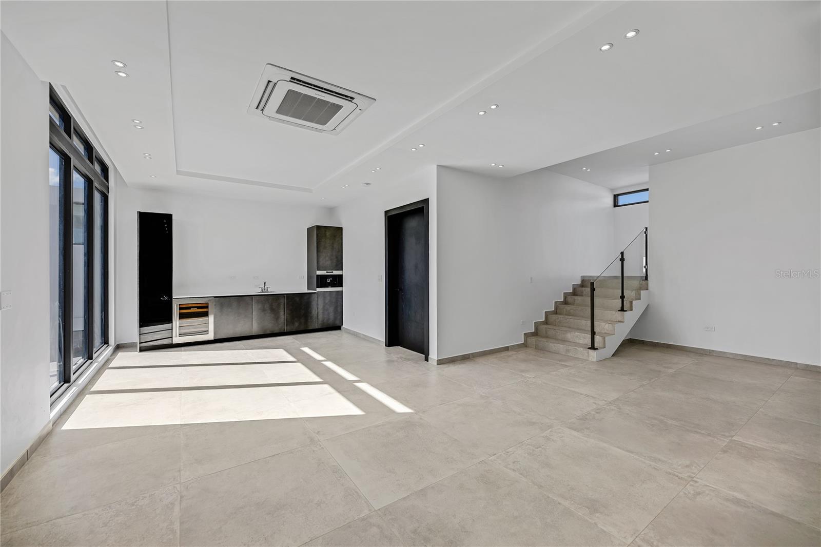 DORADO COUNTRY ESTATES - Residential