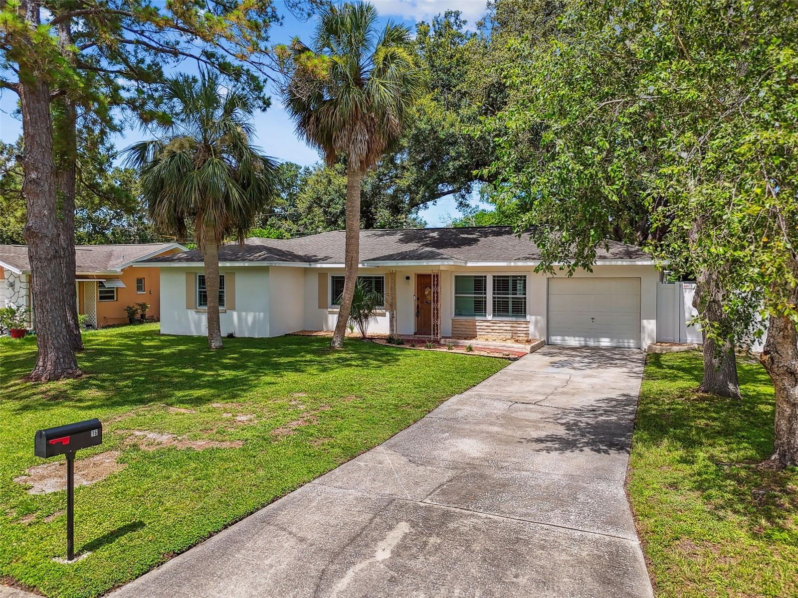 16 N COMET AVENUE