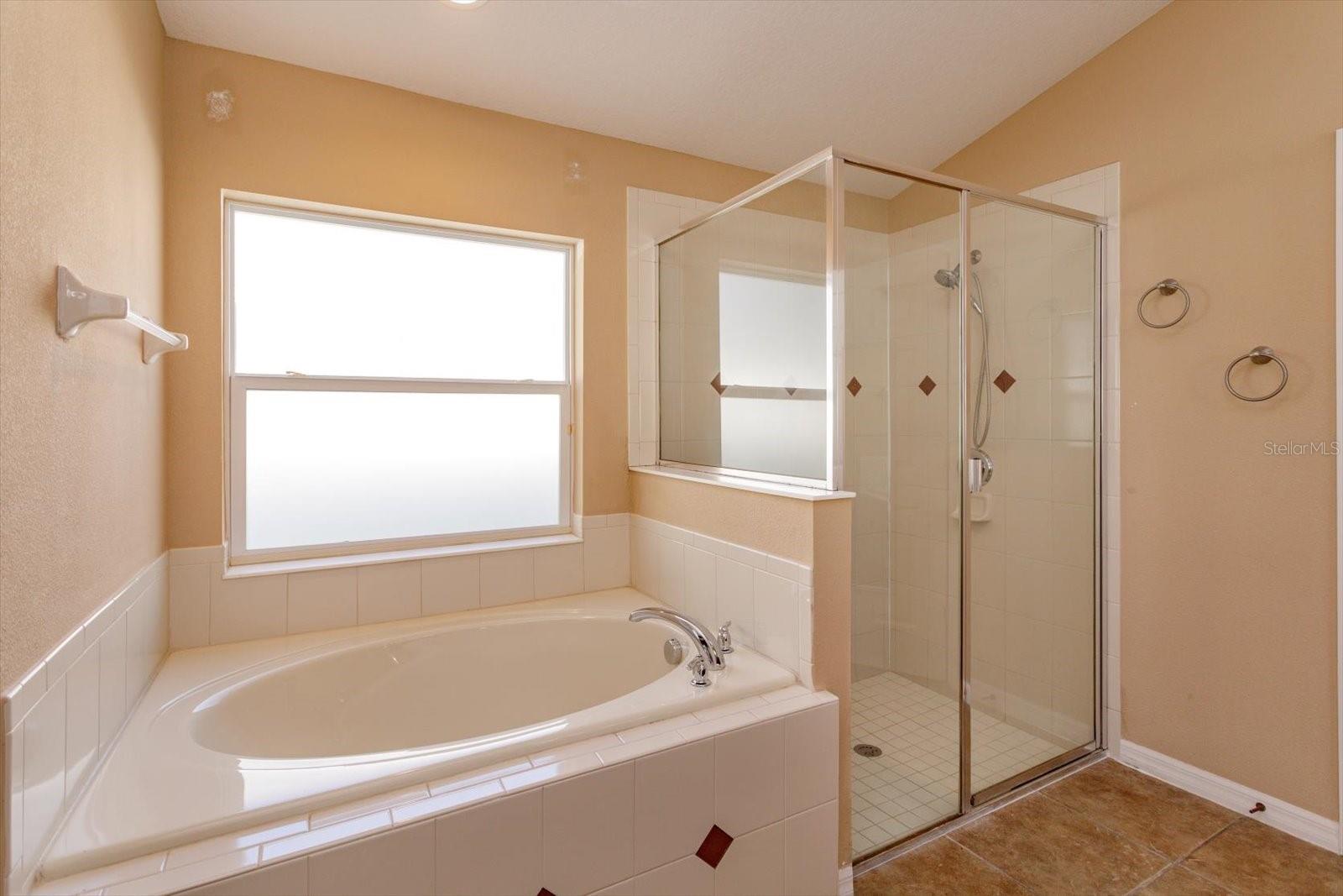 LAKE JESUP WOODS - Residential