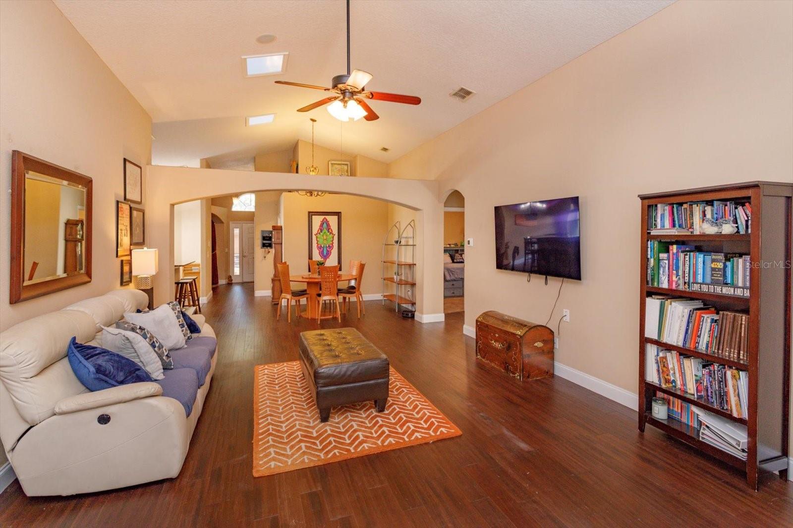 LAKE JESUP WOODS - Residential