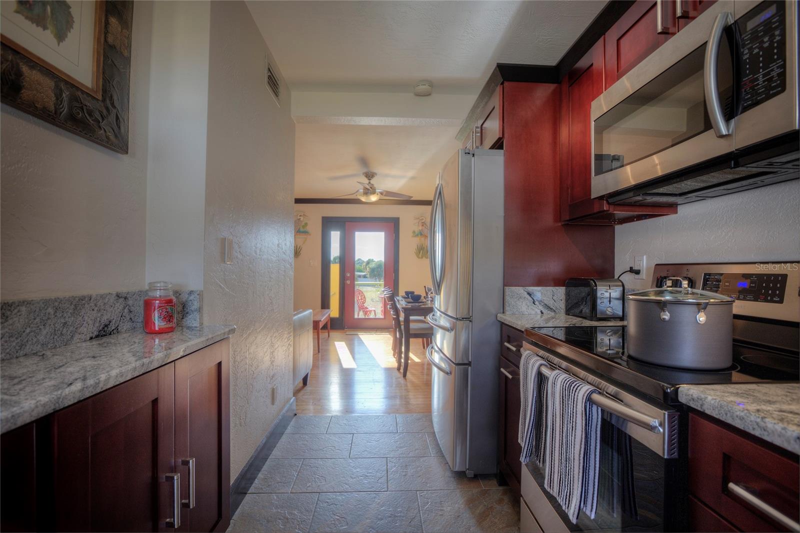 BUENA VISTA SHORES - Residential