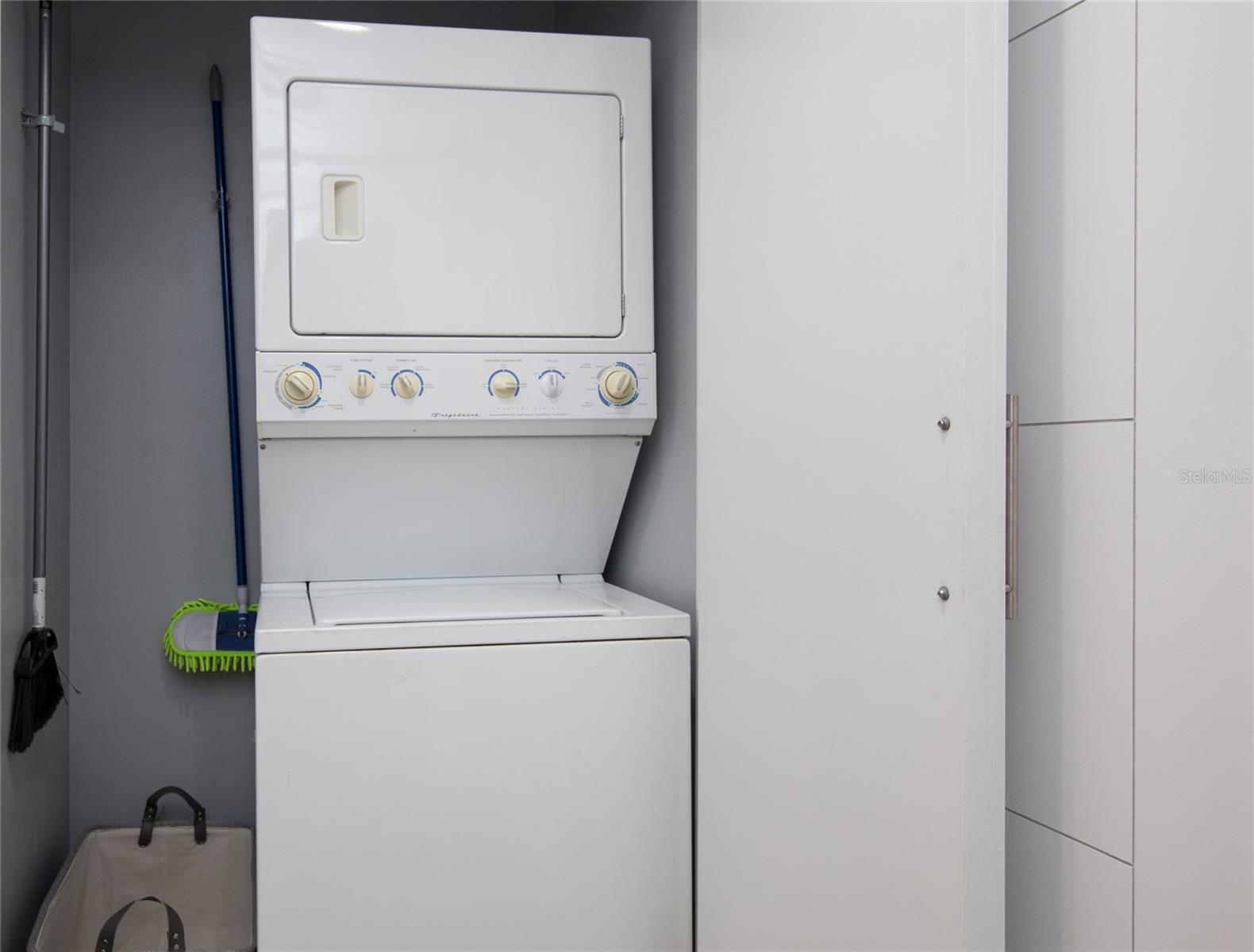 BUENA VISTA SHORES - Residential