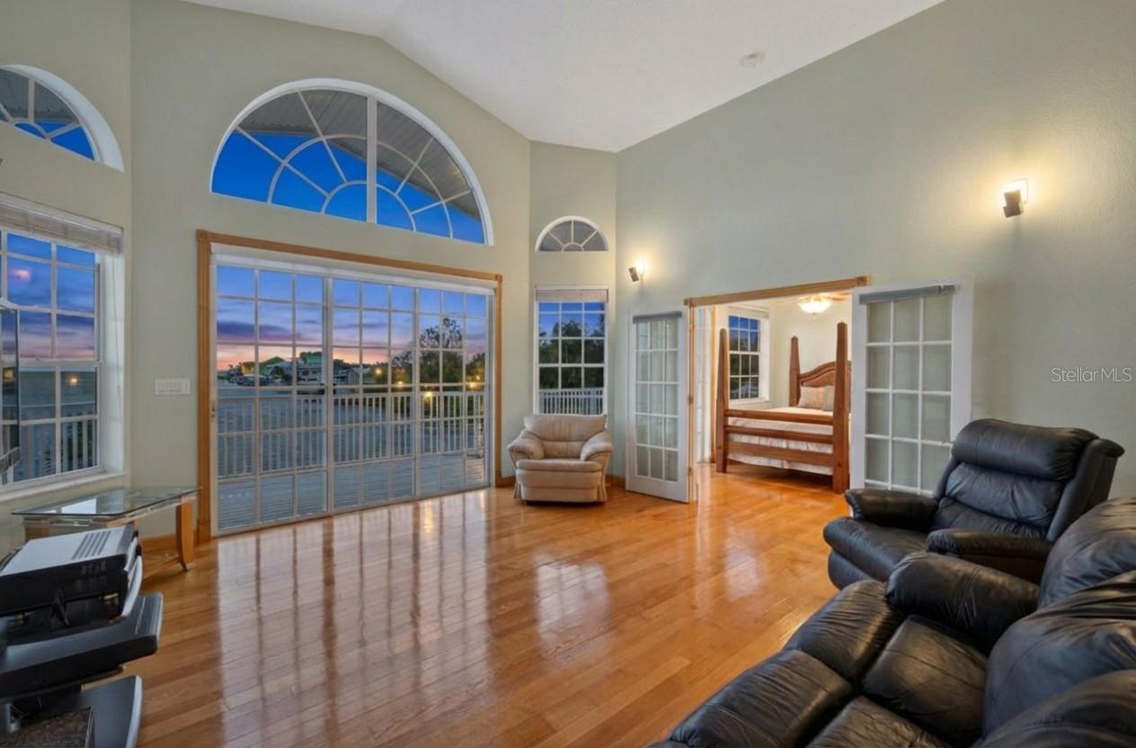 DRIFTWOOD ISLES - Residential