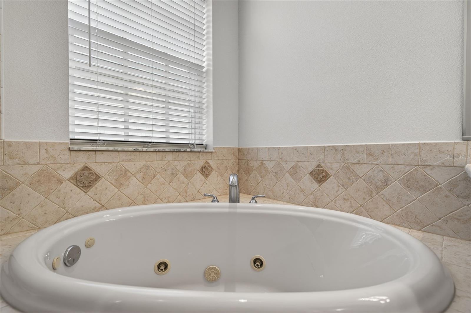 DRIFTWOOD ISLES - Residential