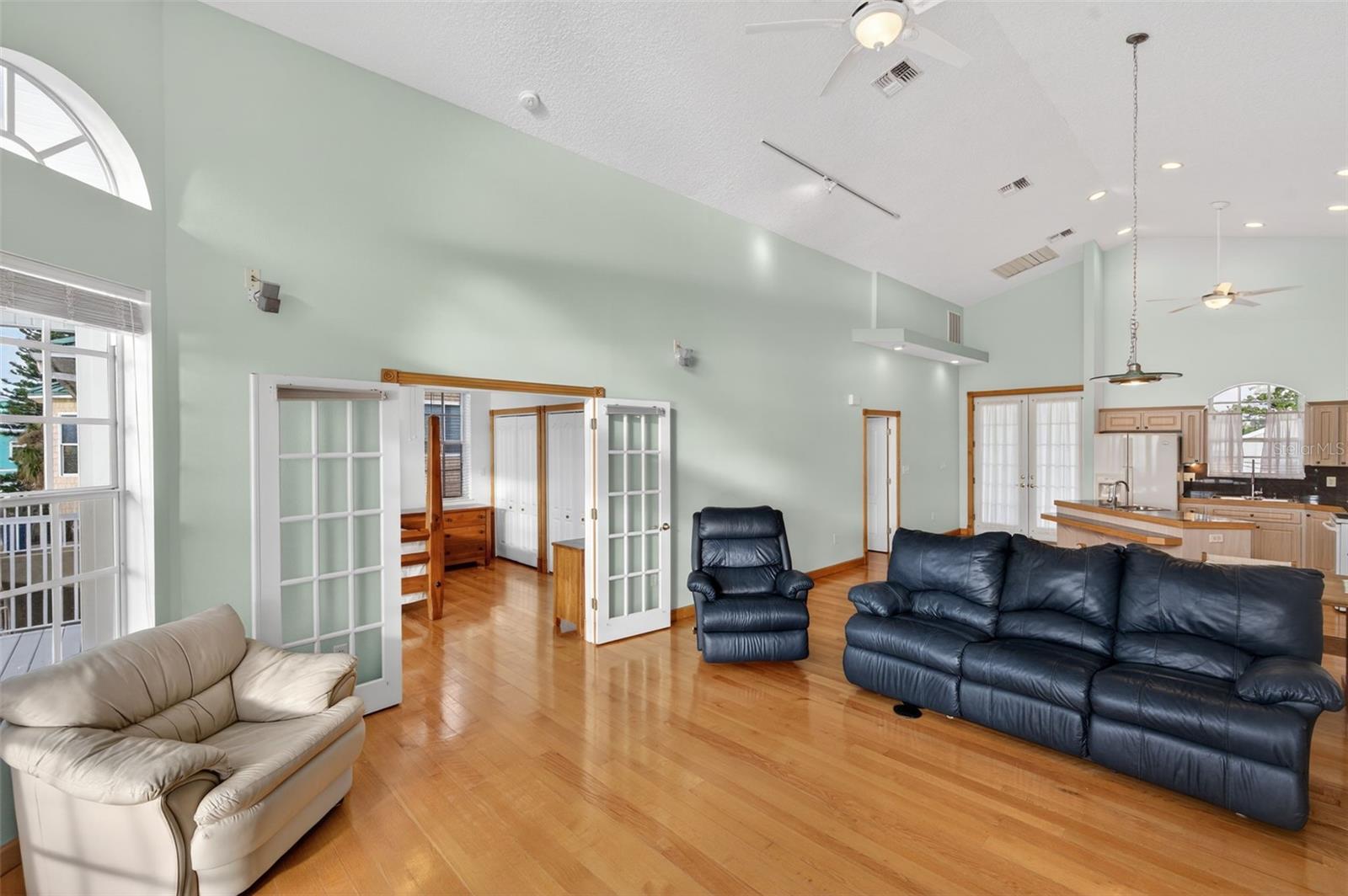 DRIFTWOOD ISLES - Residential