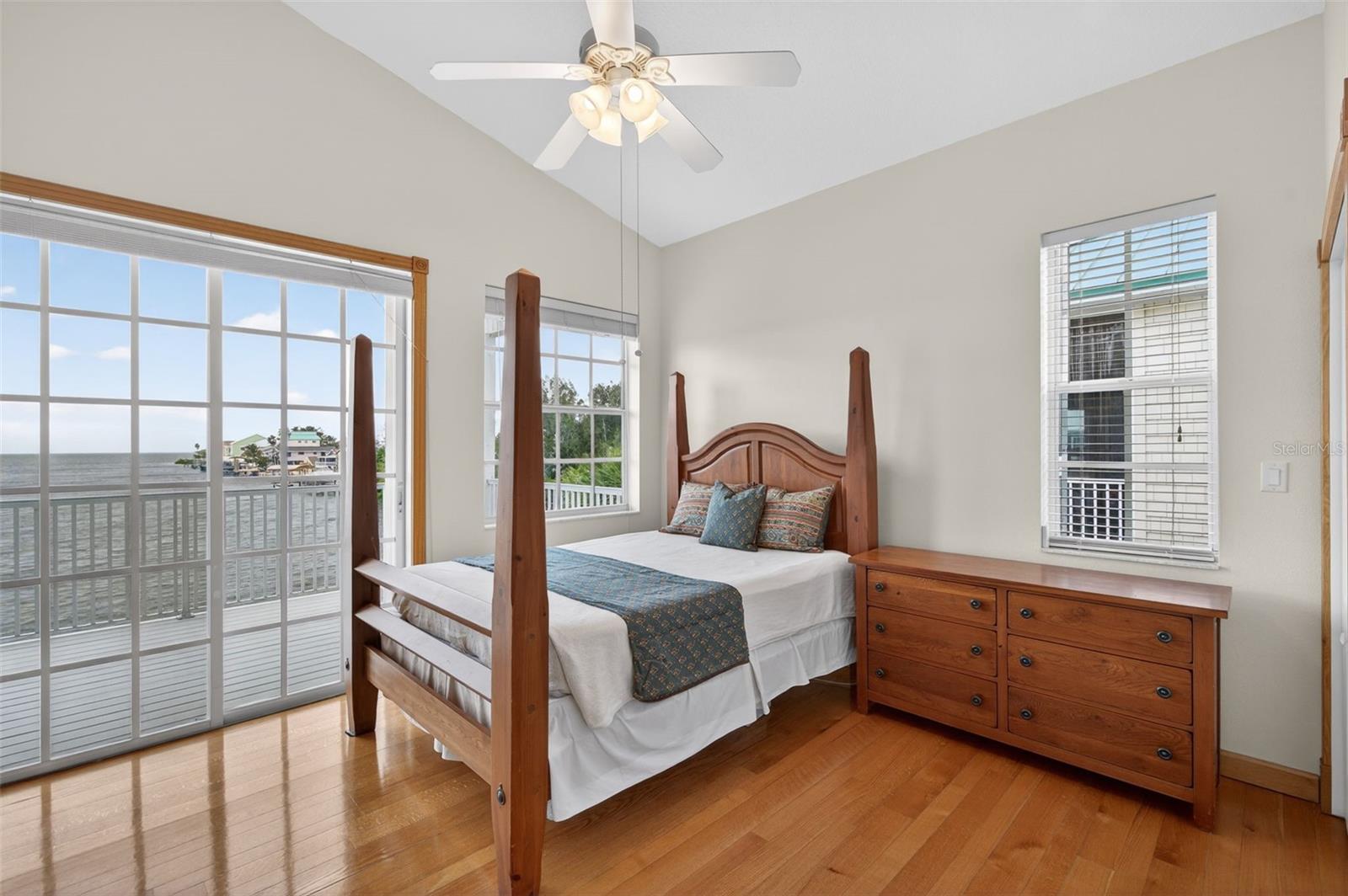 DRIFTWOOD ISLES - Residential