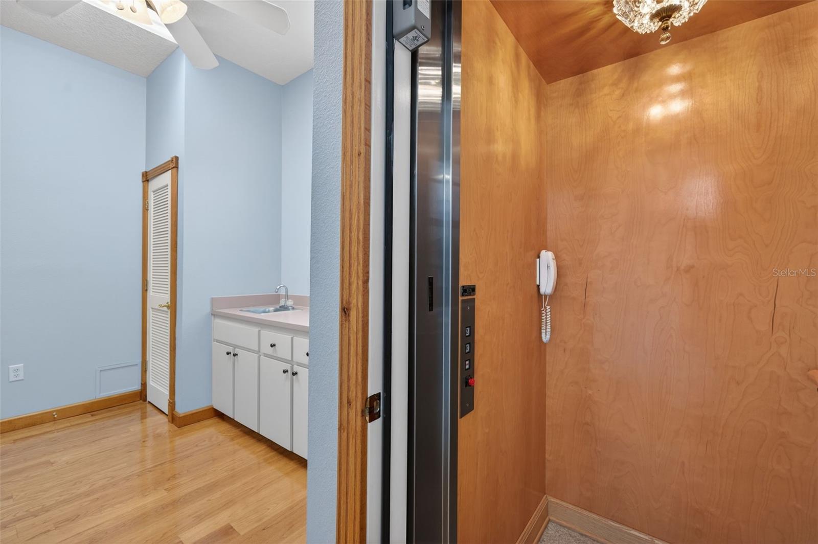 DRIFTWOOD ISLES - Residential