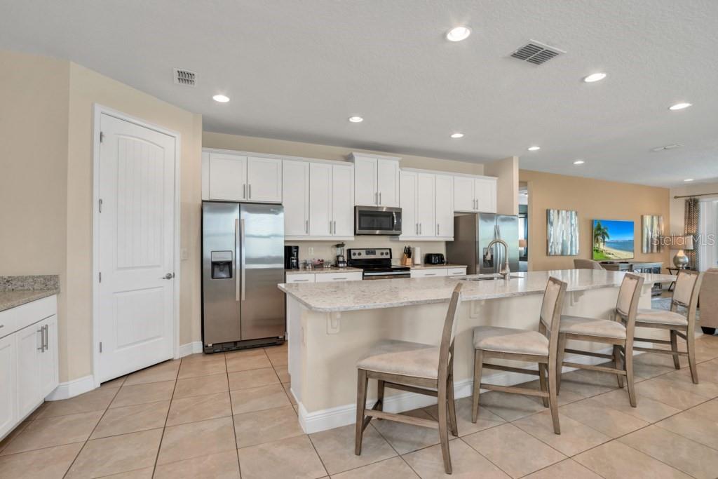 7708 FAIRFAX DRIVE