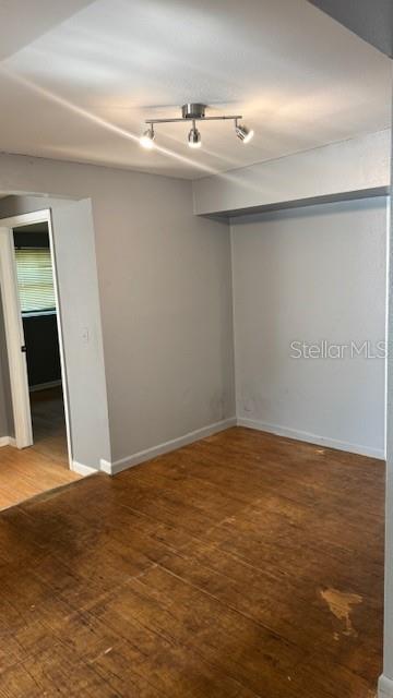 OAK HEIGHTS - Residential