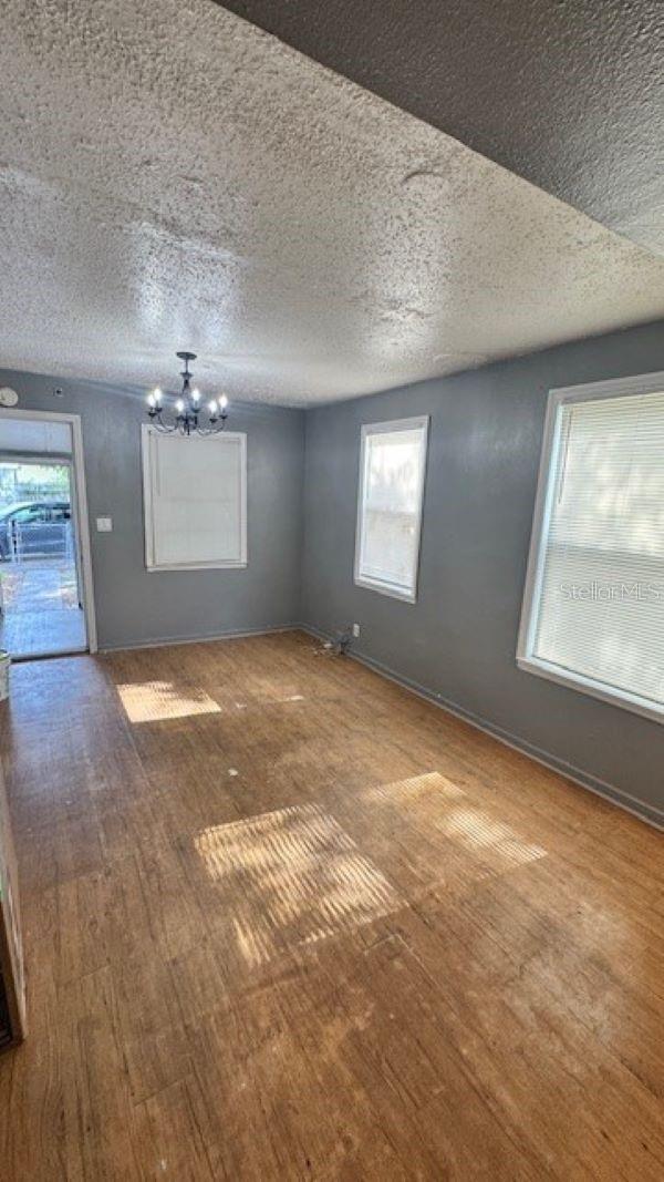 OAK HEIGHTS - Residential