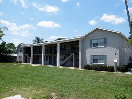 Charm and a community setting is what makes you feel right at home. Our spacious apartment homes a living and dining room combo, new cabinets in the kitchen with plenty of storage space, a beautiful newly remodeled bathroom, and walk-in closets in the bedroom. Here at Arlington Square, we welcome you home.
Conveniently located near Volusia's County's Blue Spring State Park, shopping, dining, and Stetson University.
Pets Allowed
Pet Policy: Limit 2 pets, 25 lbs or less max, $25.00 monthly pet rent each pet
Tenant Liability Insurance **Required**