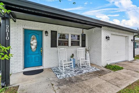Photo of 2810 Gary Lane, Lakeland, FL 33812 (MLS # L4953109) Photo of 2810 Gary Lane, Lakeland, FL 33812 (MLS # L4953109)