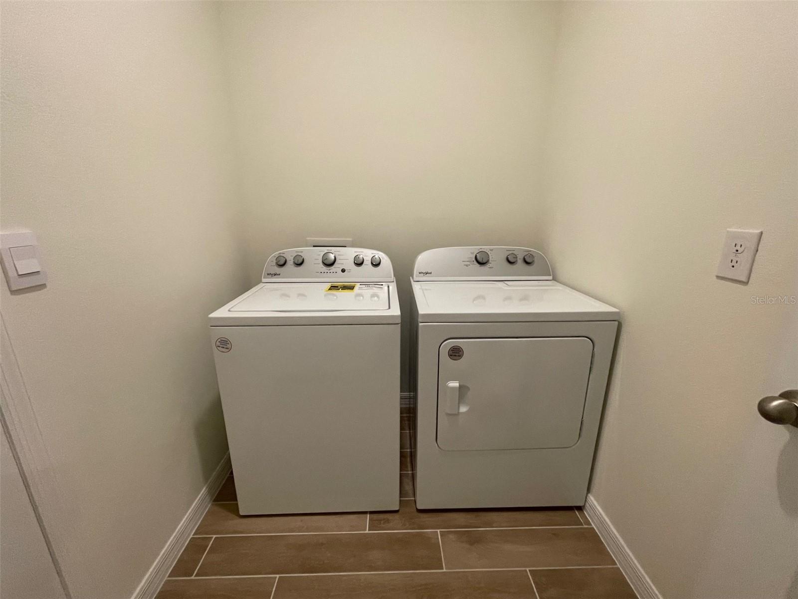 ARBOR GREENS - Residential Lease