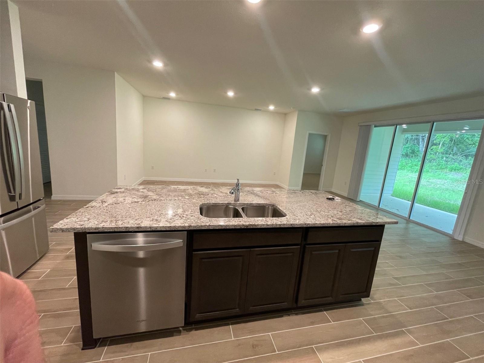 ARBOR GREENS - Residential Lease