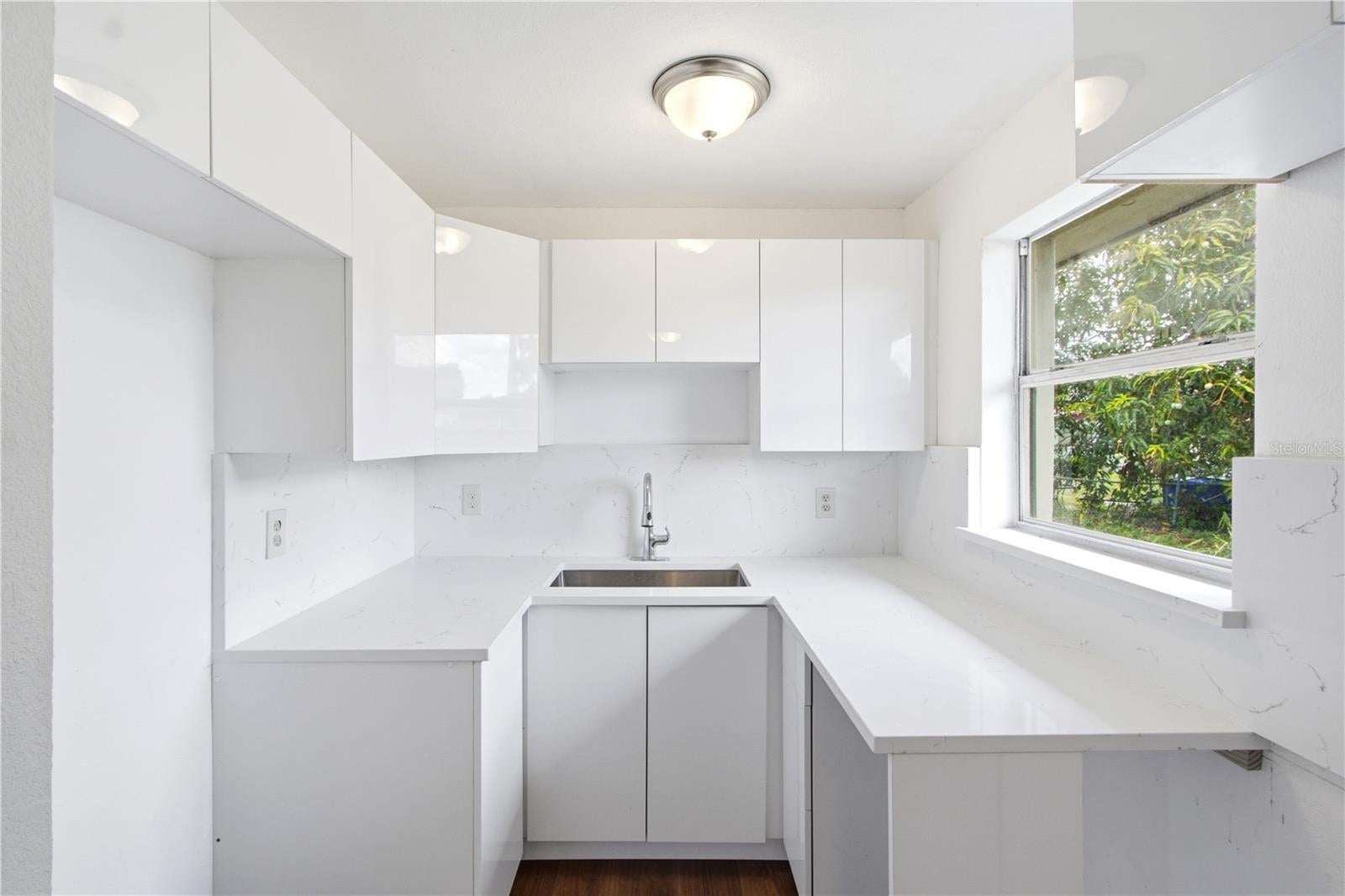 Search Properties for Sale 3 1629 PAWNEE STREET