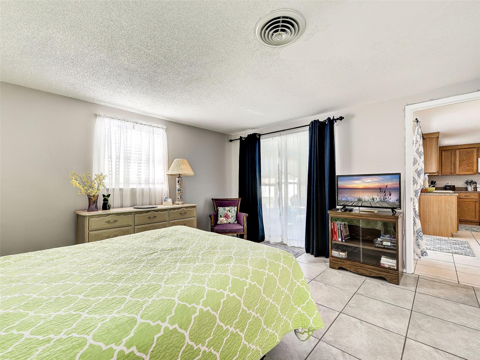 OVERBROOK GARDENS - Residential