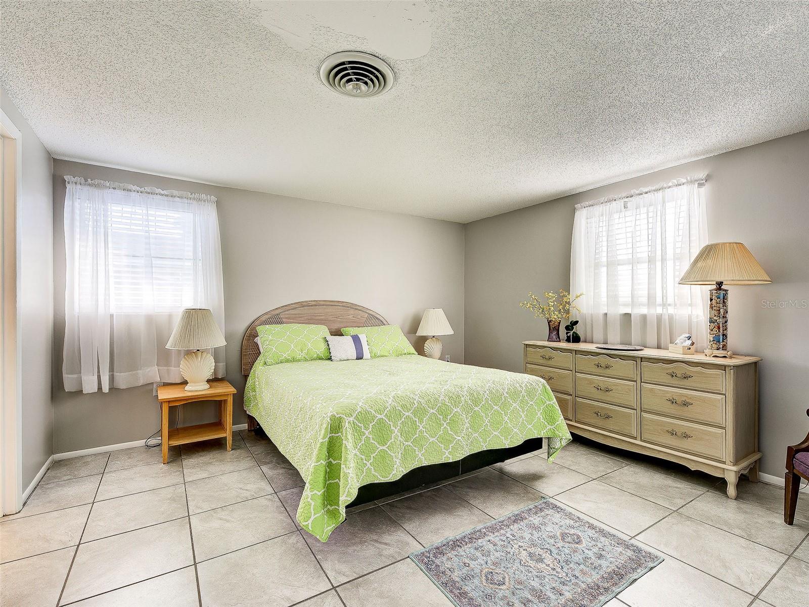 OVERBROOK GARDENS - Residential