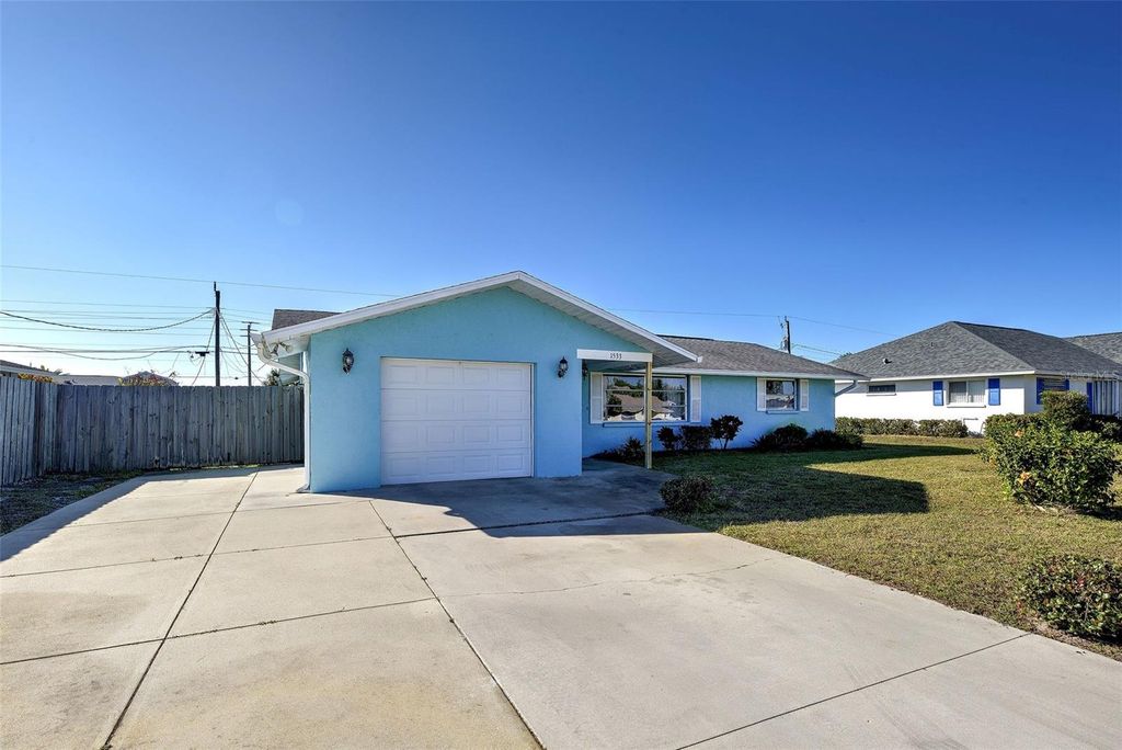 Photo of 1533 Crest Drive, Englewood, FL 34223 (MLS # D6146247)